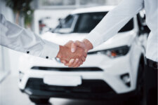 Autóvásárlás – milyen feltételekkel vehetünk fel autóhitelt 2023-ban?